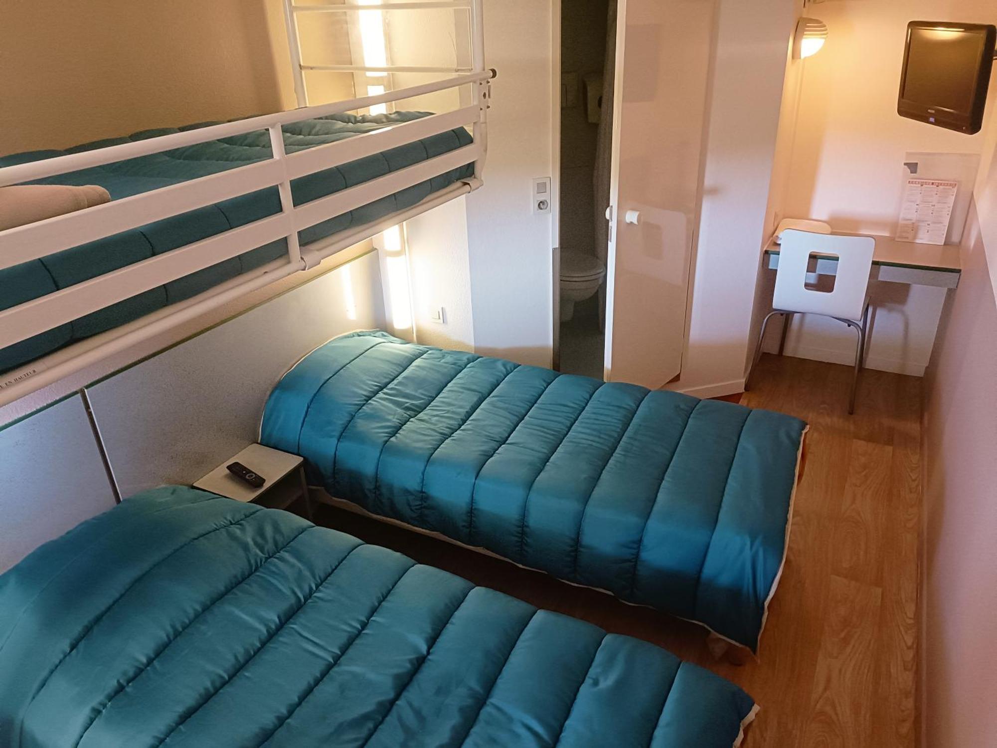 Première Classe Reims Est - Hotel