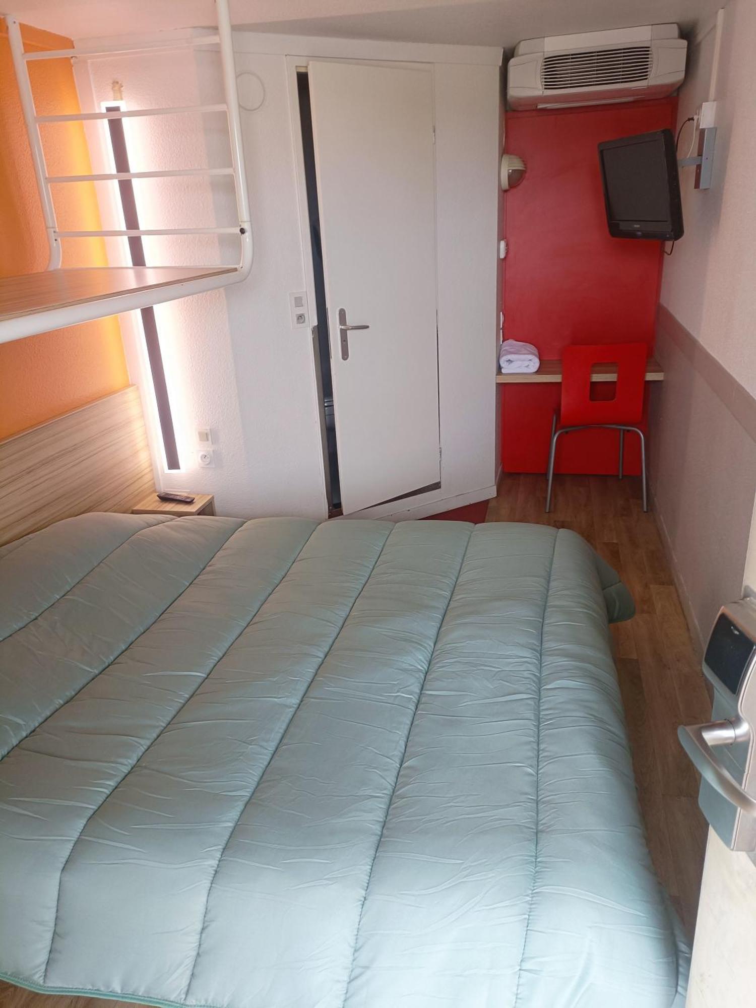 Premiere Classe Reims Est - 3*